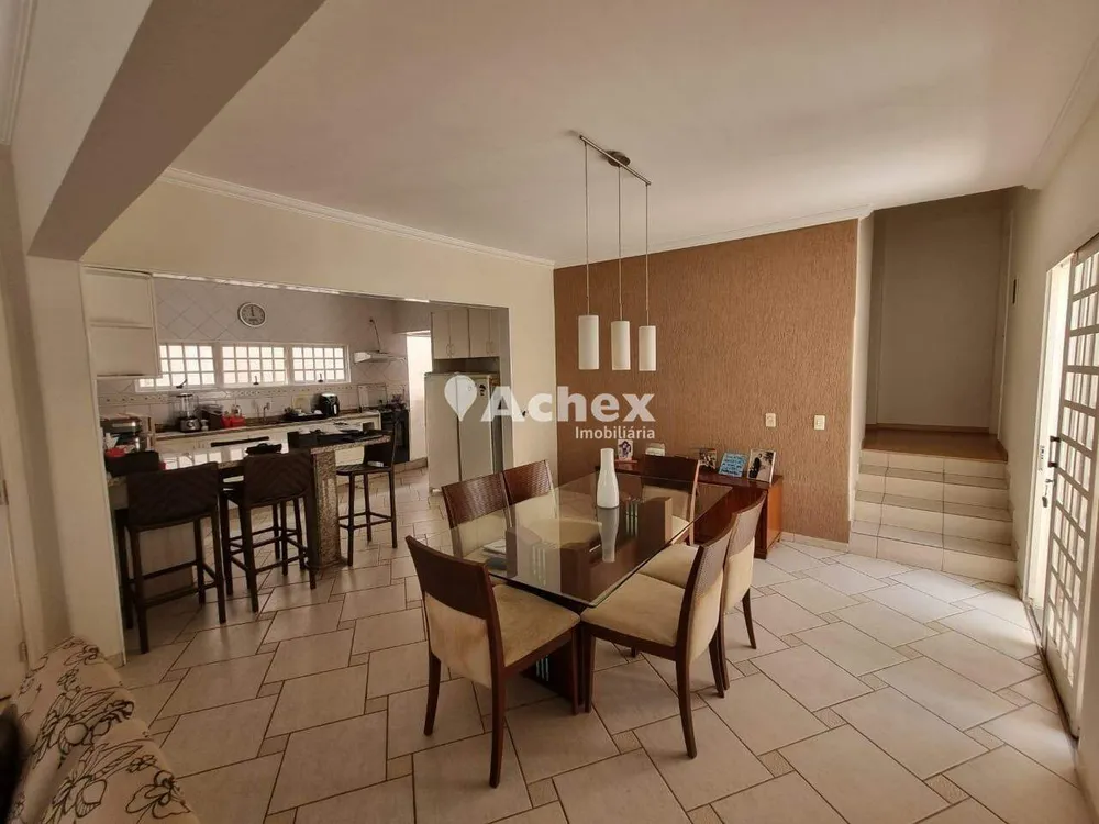 Casa, 3 quartos, 202 m² - Foto 10