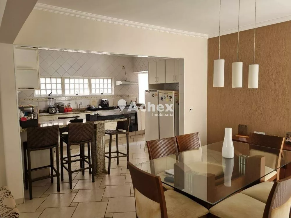 Casa, 3 quartos, 202 m² - Foto 7
