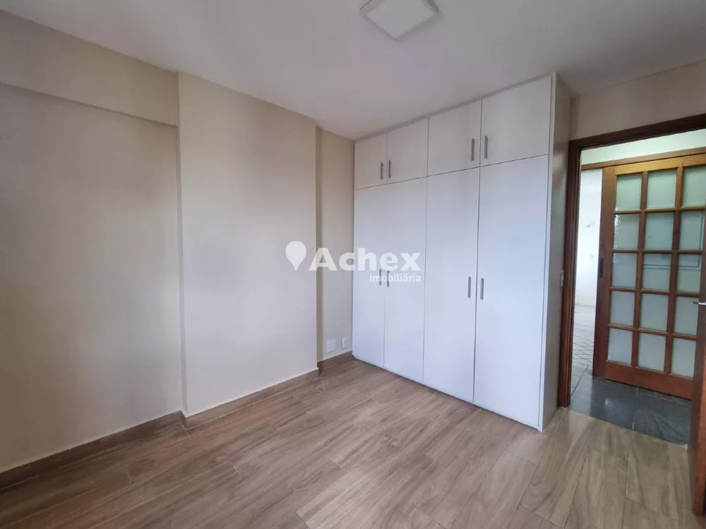 Apartamento à venda com 3 quartos, 80m² - Foto 1