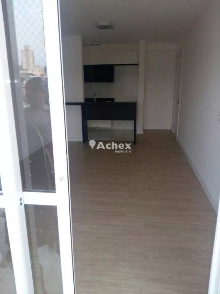 Apartamento à venda com 3 quartos, 66m² - Foto 2