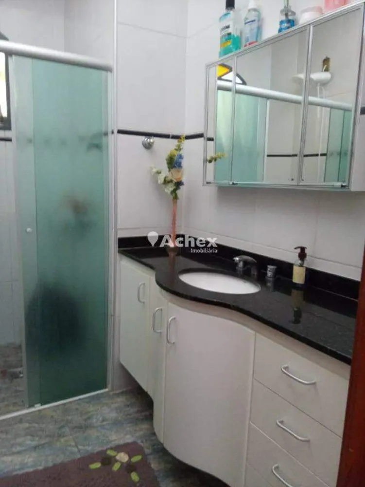 Casa, 3 quartos, 217 m² - Foto 15