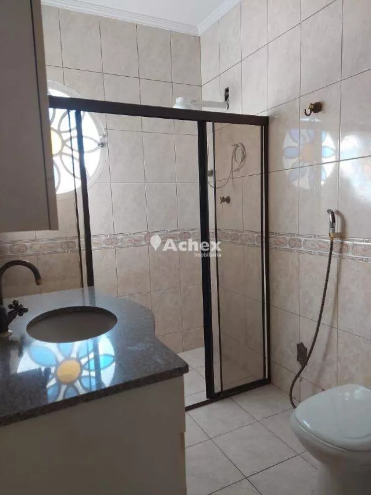 Casa à venda com 4 quartos, 233m² - Foto 12