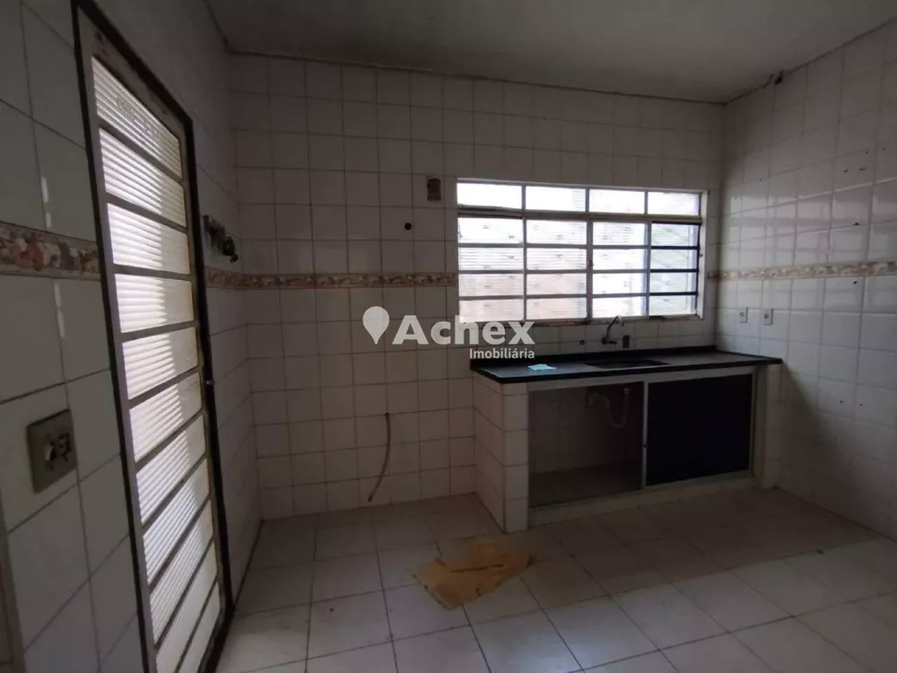 Casa, 3 quartos, 143 m² - Foto 2