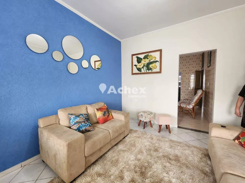 Casa à venda com 4 quartos, 125m² - Foto 2