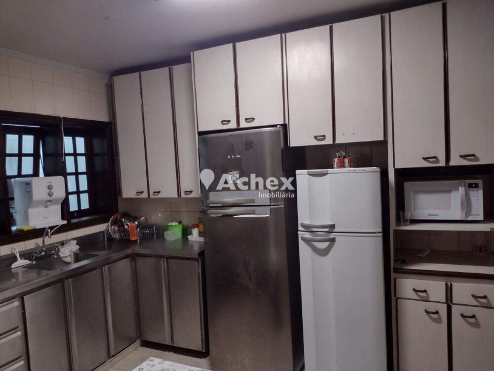 Casa, 4 quartos, 282 m² - Foto 1