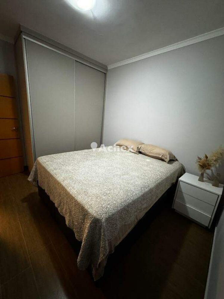 Casa, 4 quartos, 206 m² - Foto 2
