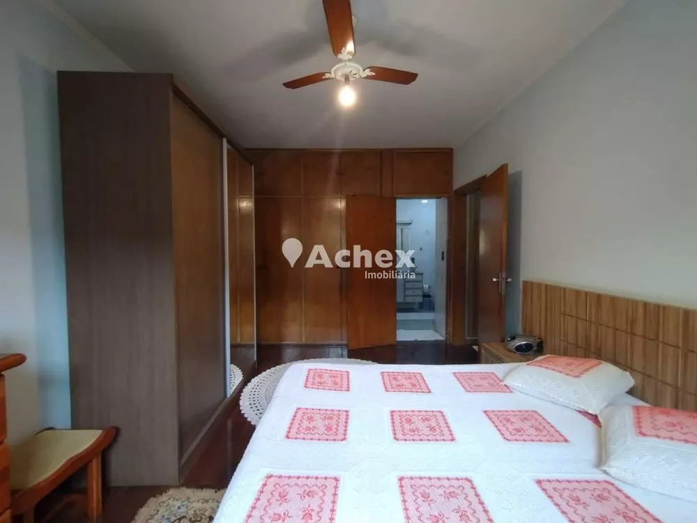 Casa, 3 quartos, 222 m² - Foto 2