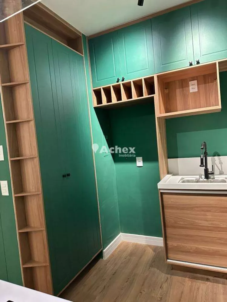 Apartamento à venda com 2 quartos, 72m² - Foto 2