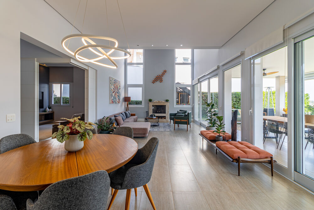 Casa de Condomínio à venda com 4 quartos, 579m² - Foto 4