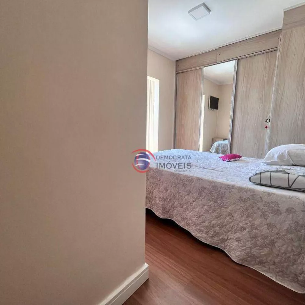 Apartamento à venda com 3 quartos, 74m² - Foto 3