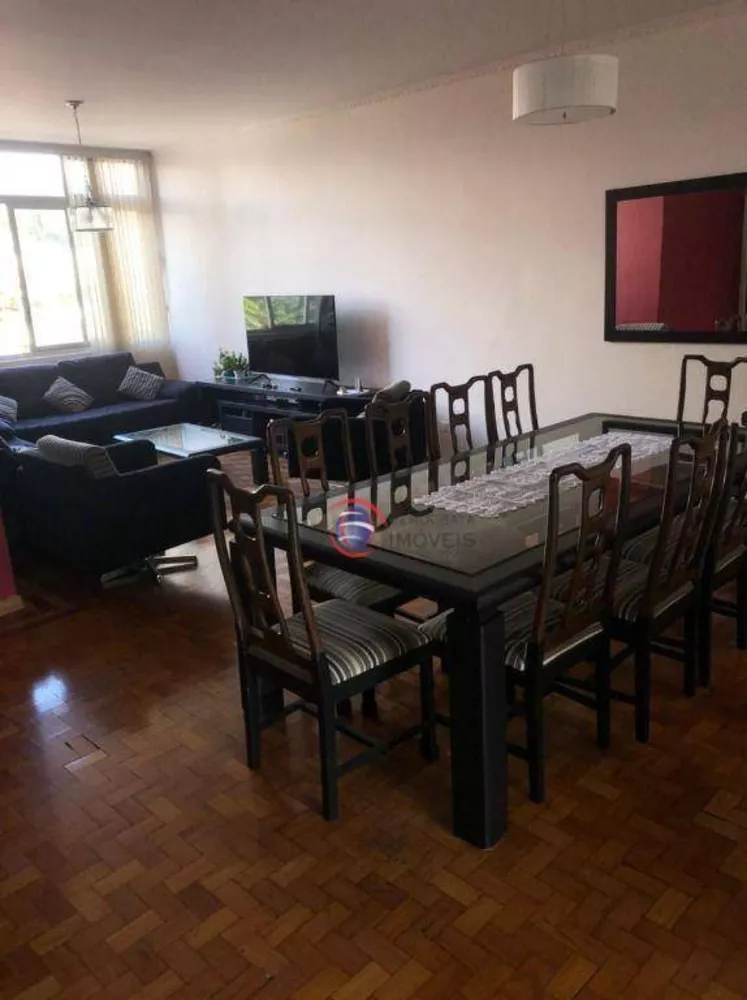 Apartamento à venda com 4 quartos, 232m² - Foto 2