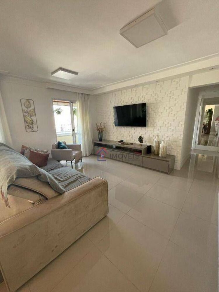 Apartamento à venda com 3 quartos, 128m² - Foto 1