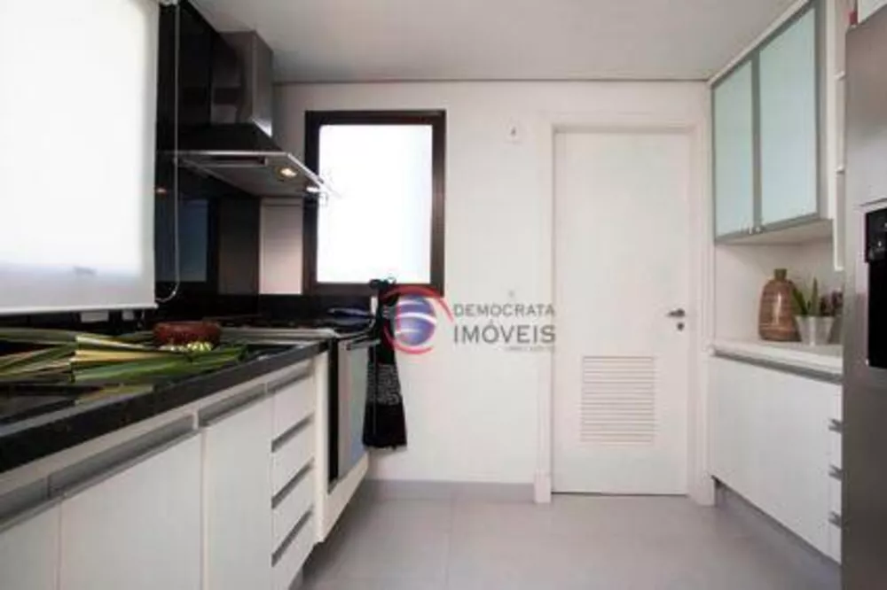 Apartamento à venda com 3 quartos, 179m² - Foto 9