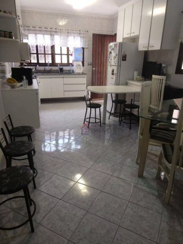 Sobrado à venda com 3 quartos, 199m² - Foto 6