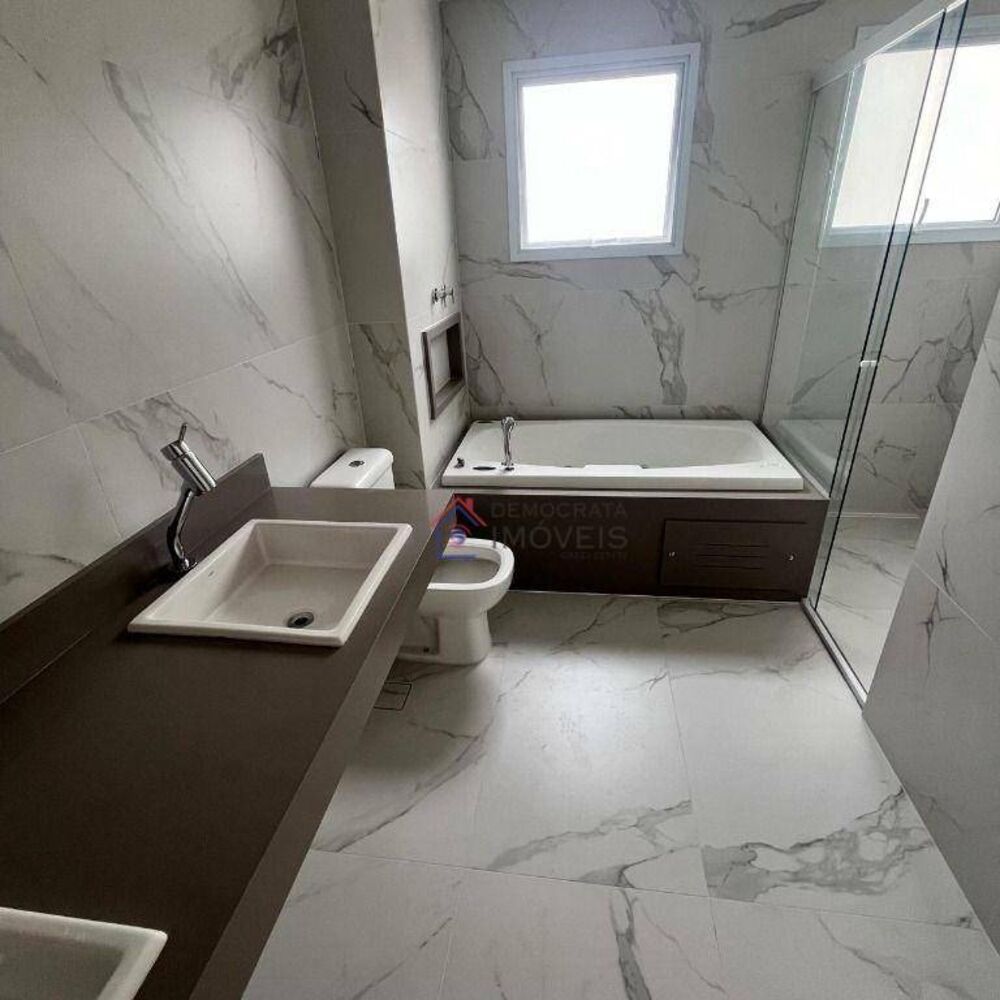 Apartamento, 3 quartos, 190 m² - Foto 11