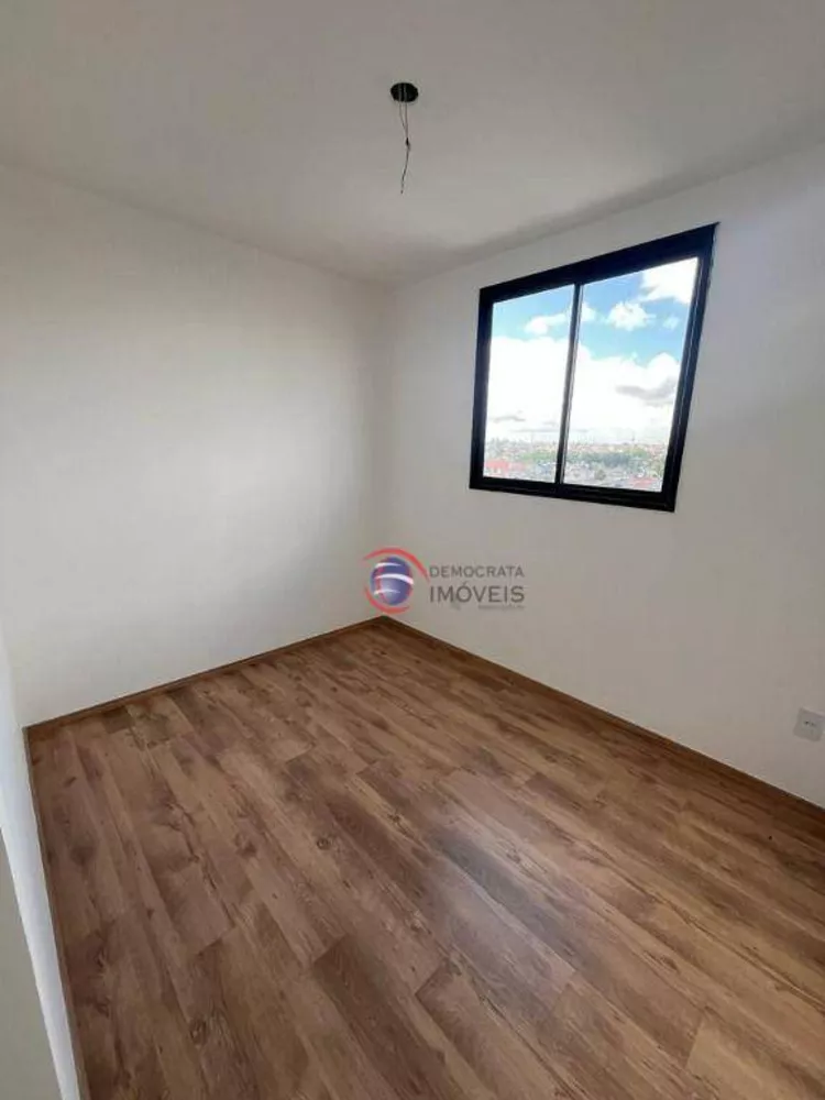 Apartamento à venda com 2 quartos, 43m² - Foto 3