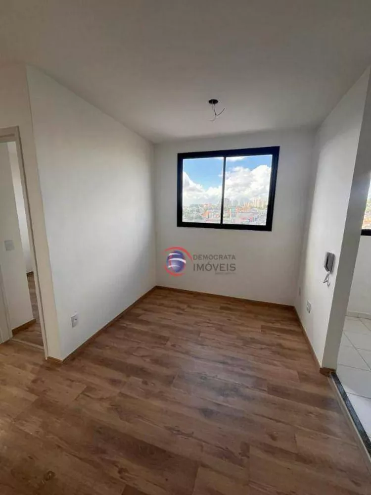 Apartamento à venda com 2 quartos, 43m² - Foto 5