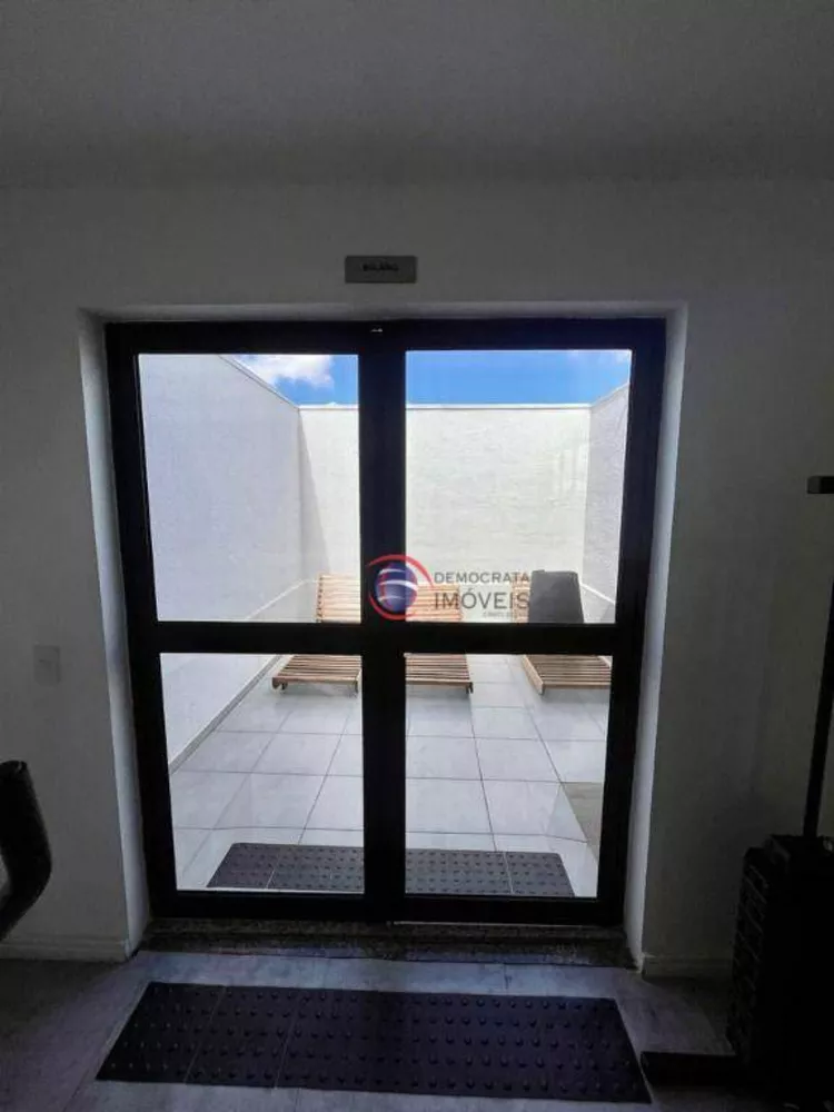 Apartamento à venda com 2 quartos, 43m² - Foto 11