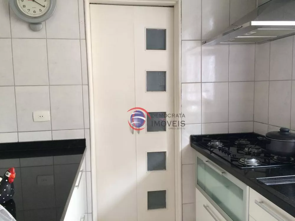 Apartamento à venda com 3 quartos, 139m² - Foto 11