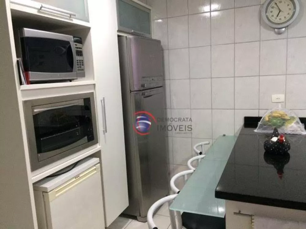 Apartamento à venda com 3 quartos, 139m² - Foto 12