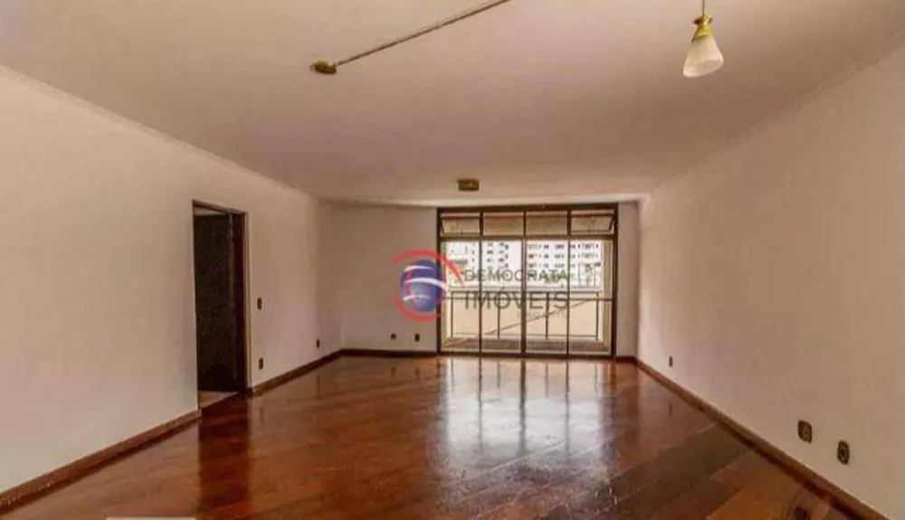 Apartamento à venda com 4 quartos, 190m² - Foto 2