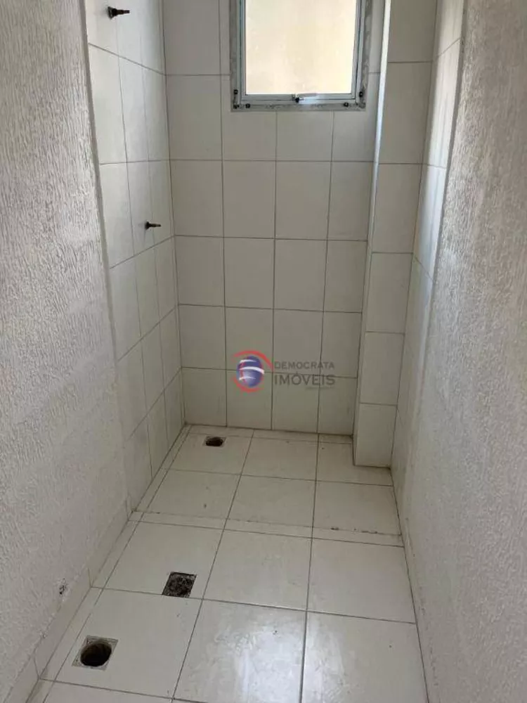 Apartamento à venda com 2 quartos, 51m² - Foto 11