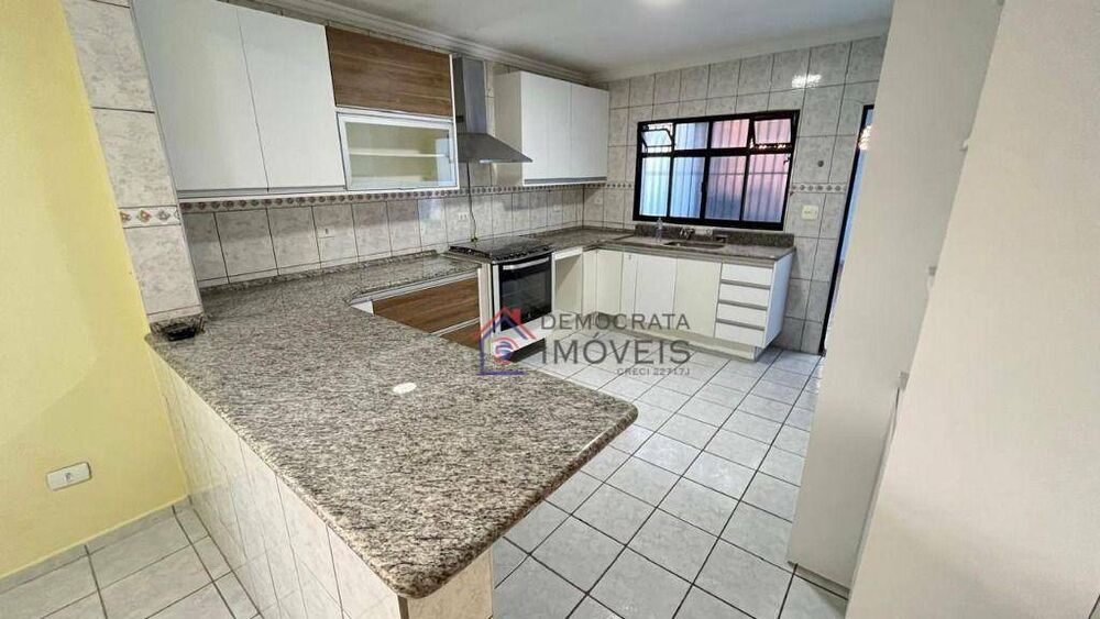 Sobrado, 3 quartos, 181 m² - Foto 4