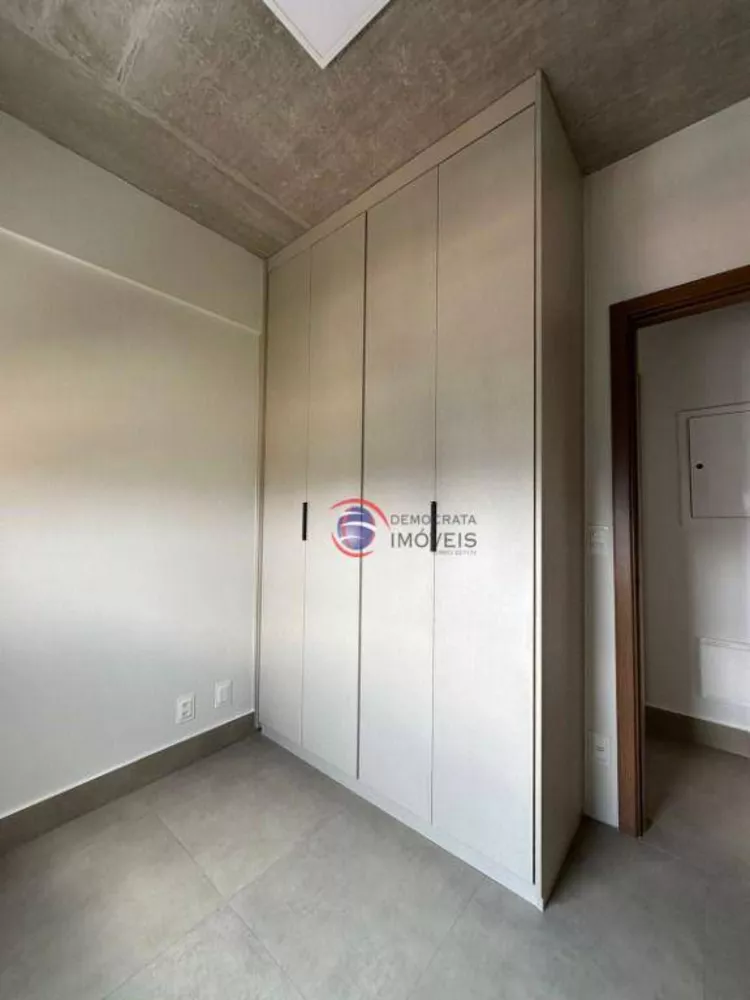 Apartamento à venda com 2 quartos, 95m² - Foto 3