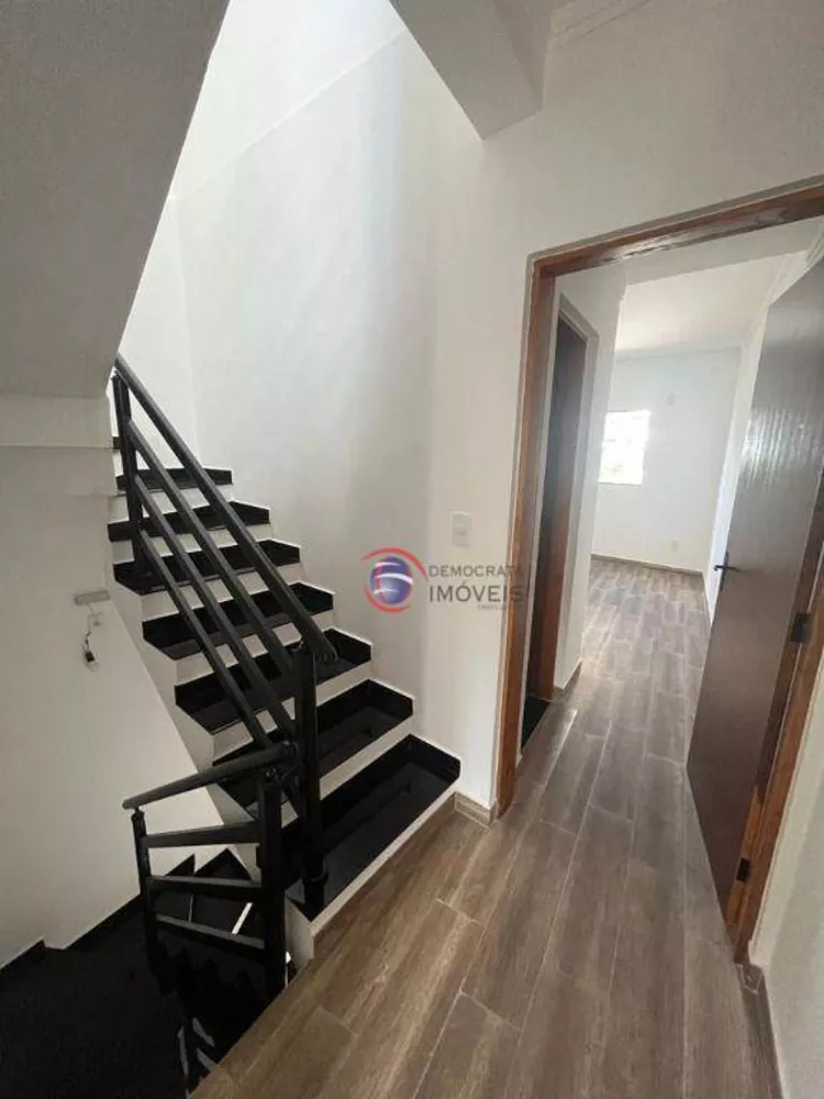 Sobrado à venda com 2 quartos, 80m² - Foto 12