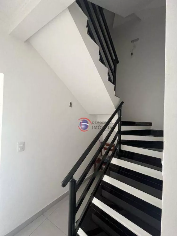 Sobrado à venda com 2 quartos, 80m² - Foto 13