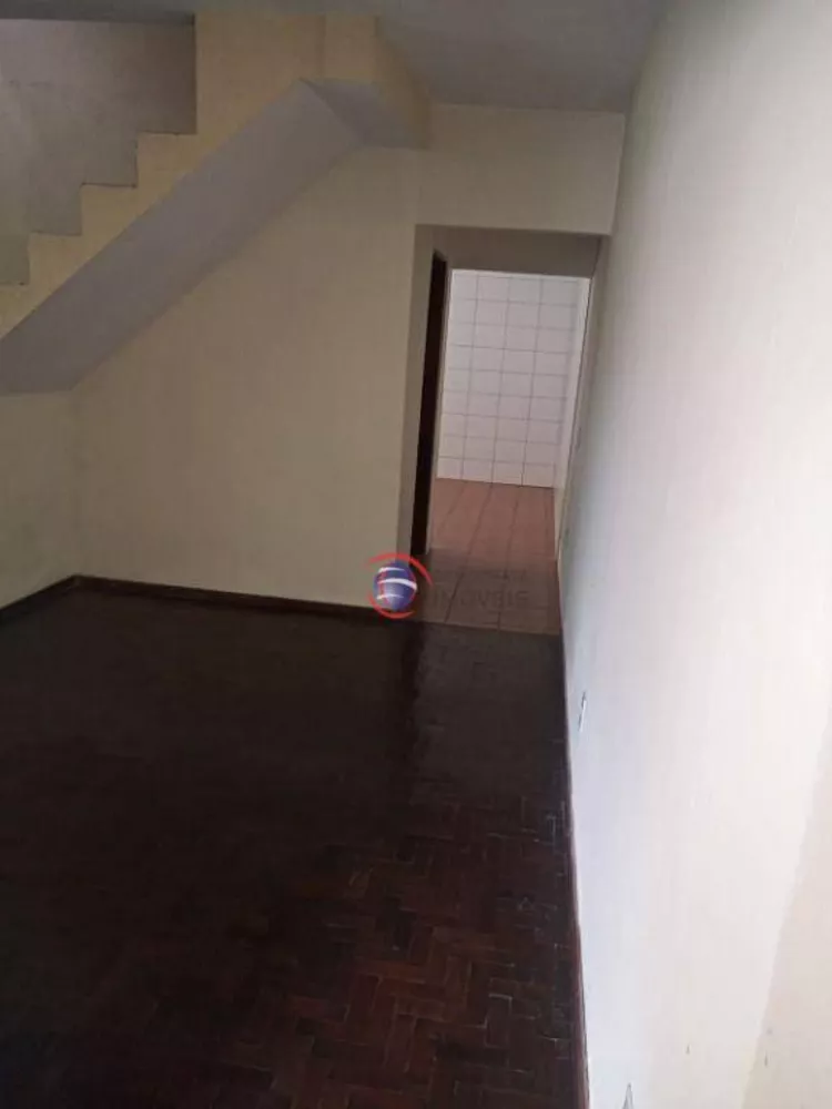 Sobrado à venda com 3 quartos, 208m² - Foto 5