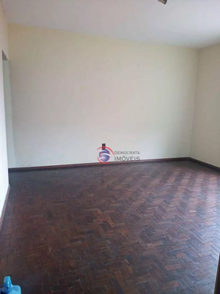 Sobrado à venda com 3 quartos, 208m² - Foto 4