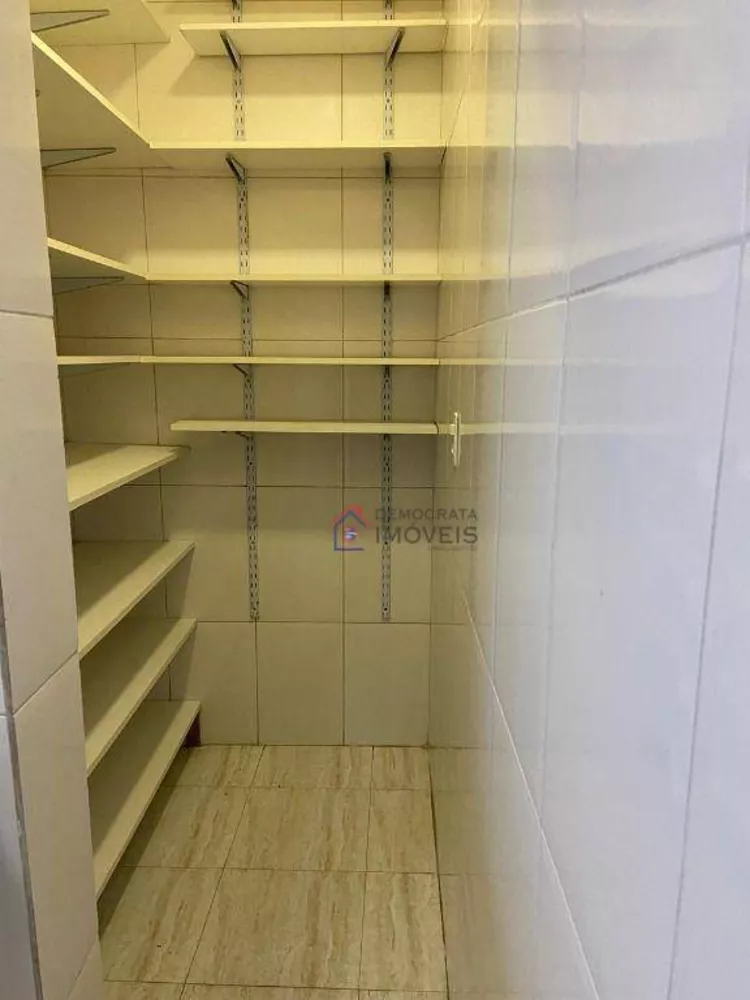 Casa, 3 quartos, 256 m² - Foto 7