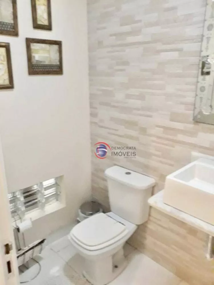 Sobrado à venda com 3 quartos, 300m² - Foto 15