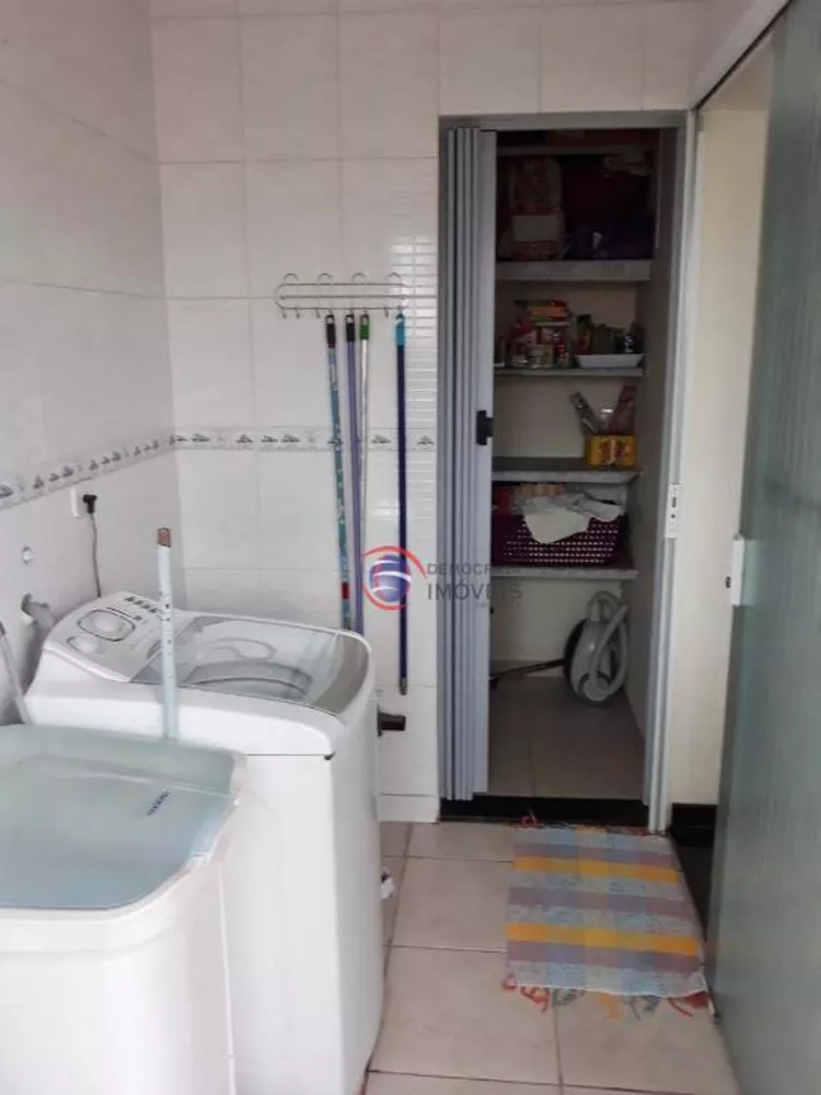 Sobrado à venda com 3 quartos, 300m² - Foto 19