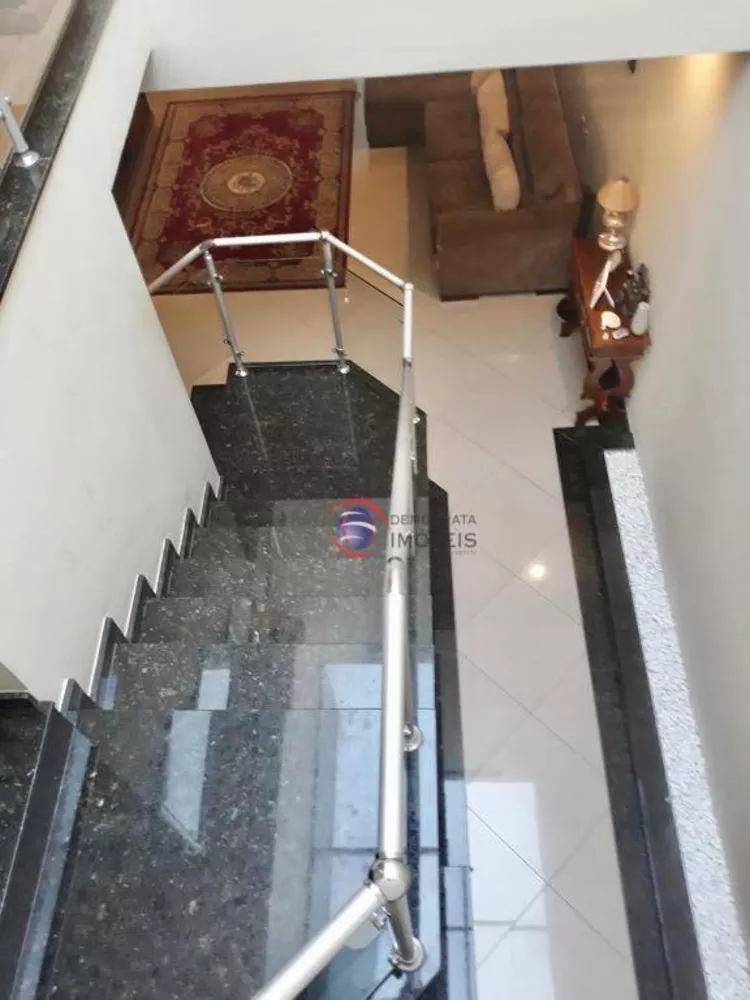 Sobrado à venda com 3 quartos, 300m² - Foto 28