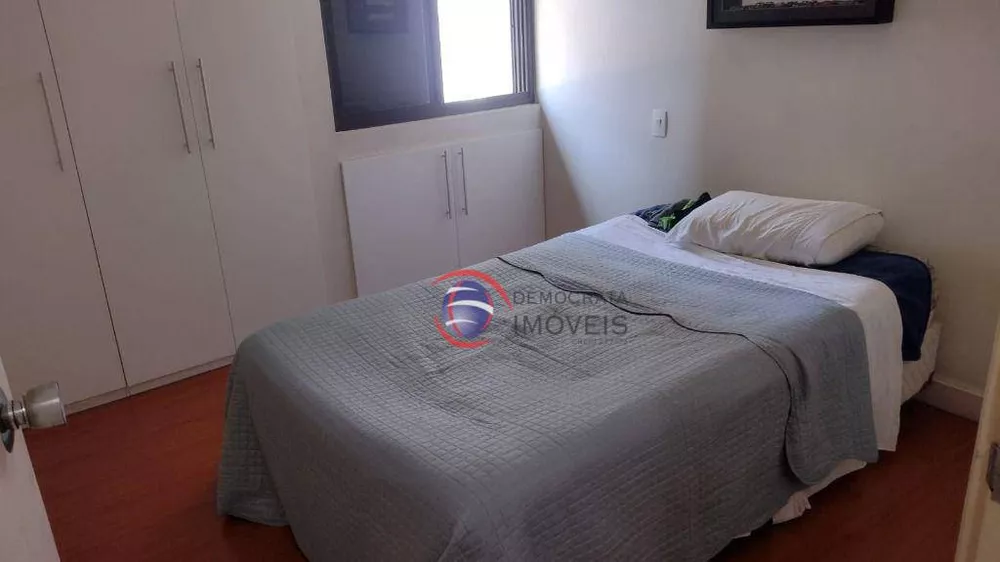 Apartamento à venda com 3 quartos, 130m² - Foto 9