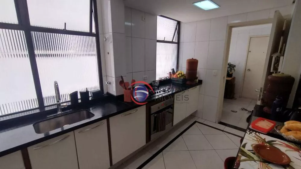 Apartamento à venda com 3 quartos, 130m² - Foto 22