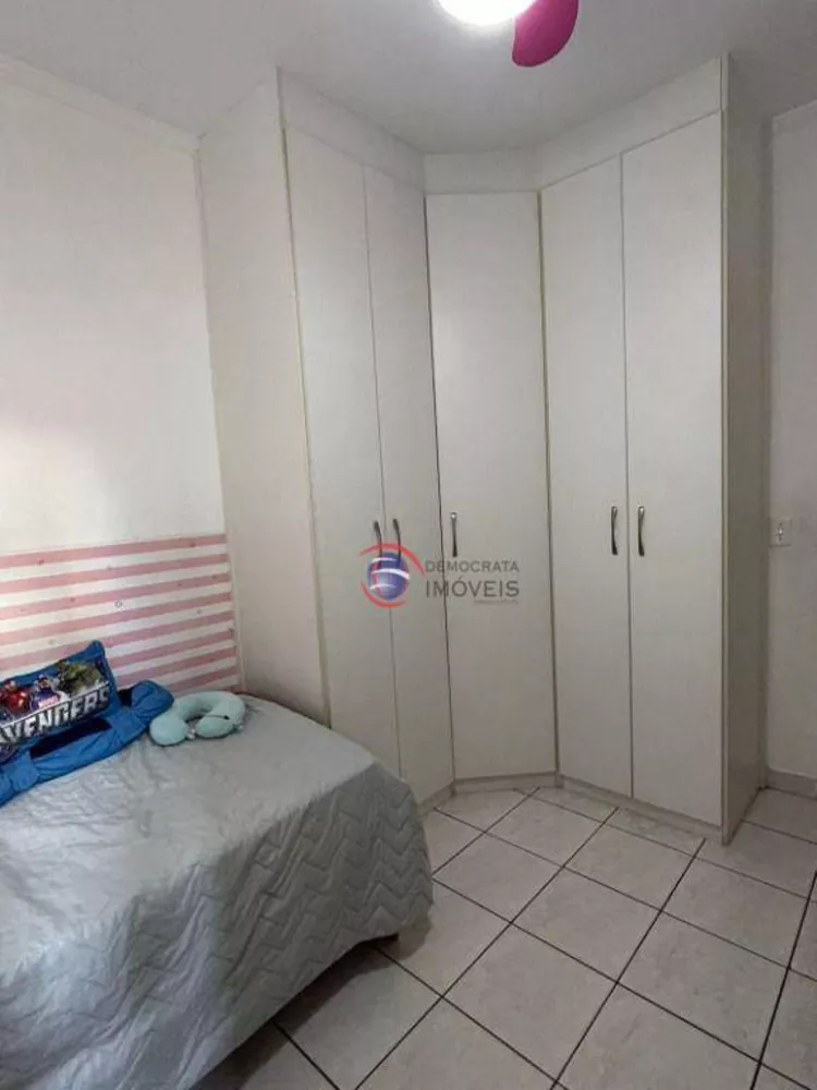 Apartamento à venda com 3 quartos, 107m² - Foto 3