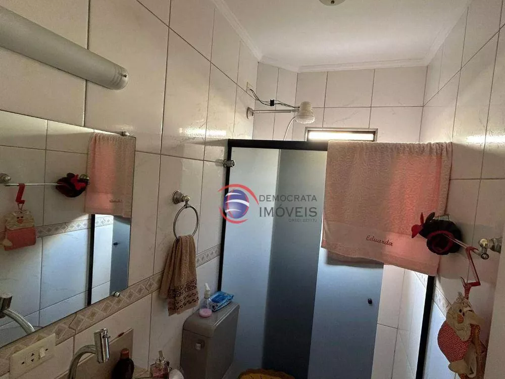 Apartamento à venda com 3 quartos, 107m² - Foto 12