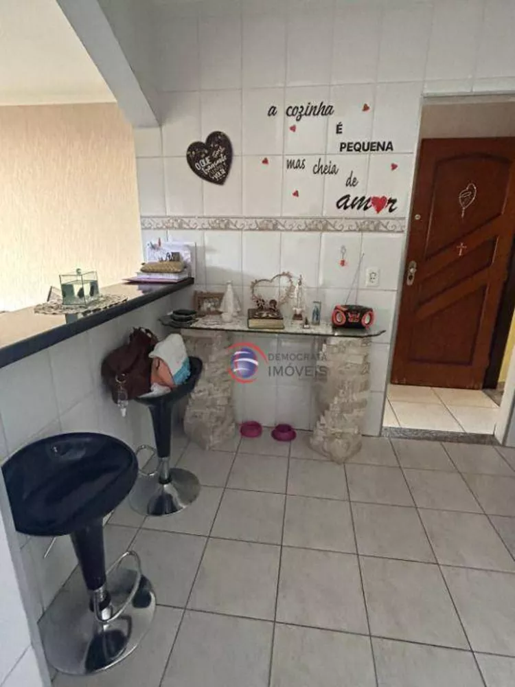 Apartamento à venda com 3 quartos, 107m² - Foto 17