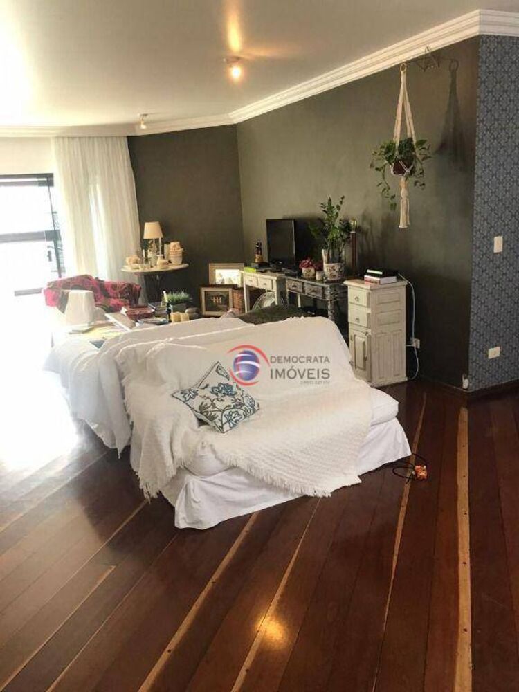 Apartamento, 4 quartos, 250 m² - Foto 1