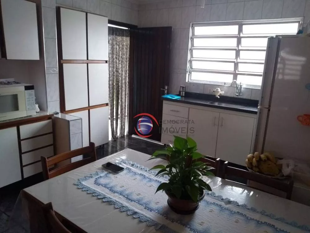 Casa de Condomínio à venda com 2 quartos, 209m² - Foto 12