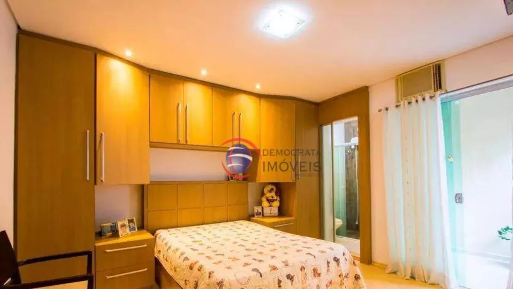 Sobrado à venda com 3 quartos, 172m² - Foto 2