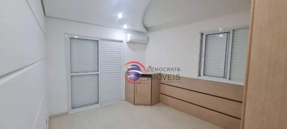 Apartamento à venda com 3 quartos, 133m² - Foto 4