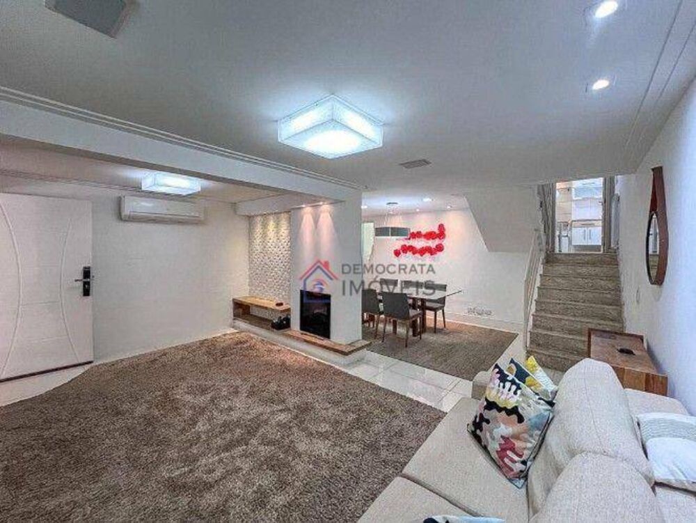 Sobrado, 3 quartos, 200 m² - Foto 1
