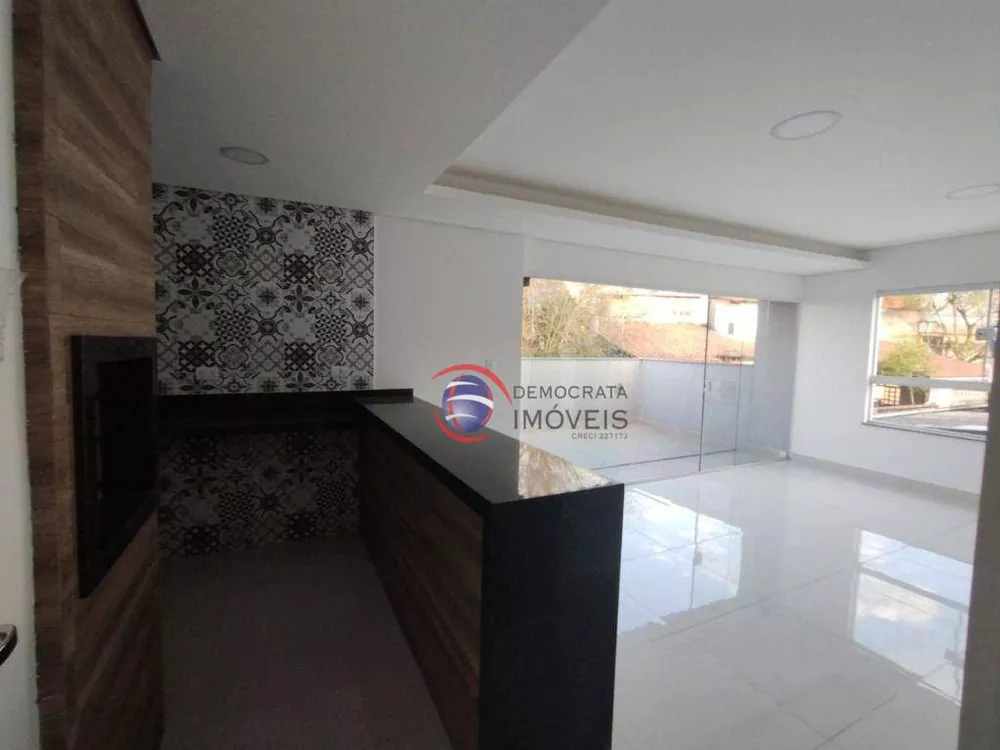 Cobertura à venda com 4 quartos, 150m² - Foto 1