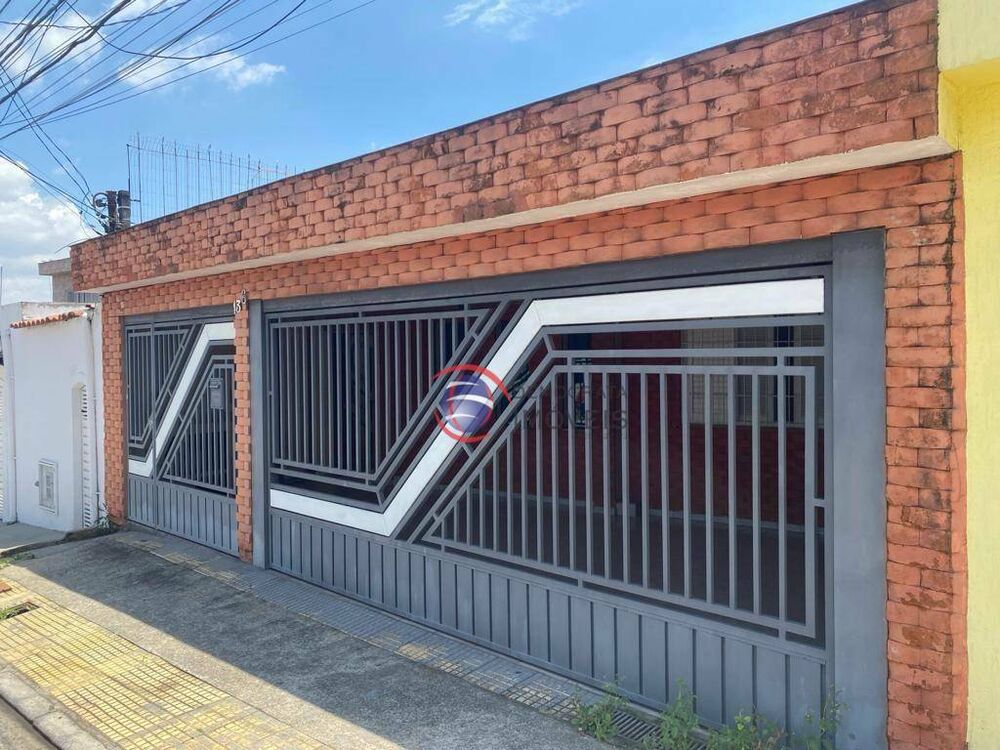 Sobrado, 3 quartos, 236 m² - Foto 1