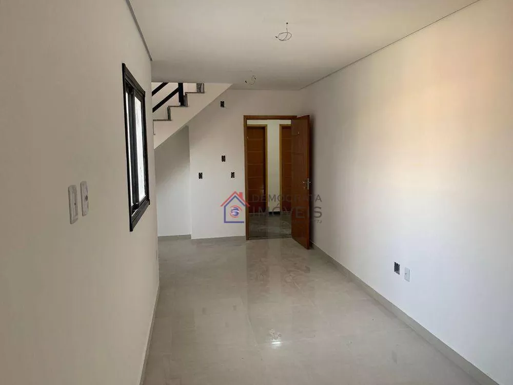 Cobertura à venda com 2 quartos, 101m² - Foto 2