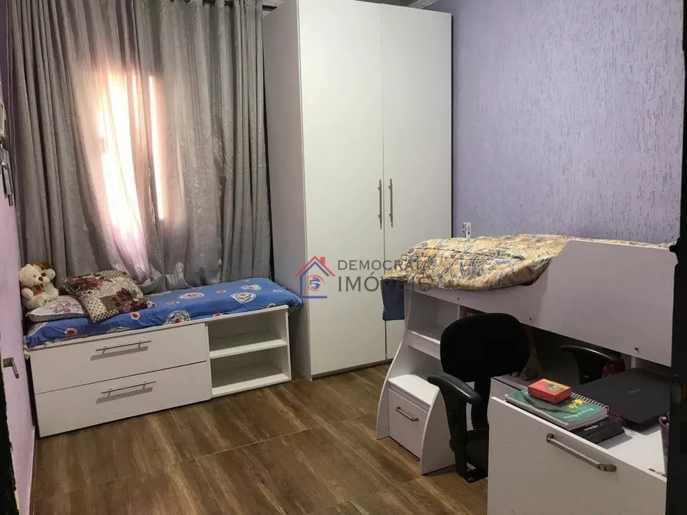 Casa à venda com 3 quartos, 160m² - Foto 3